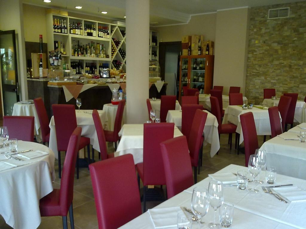 Hotel Des Alpes Rosta Room photo